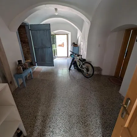 Prostorna V Podkrkonosi Idealni Pro Vetsi Skupiny A Aktivni Dovolenou Po Cely Rok Chalet *
