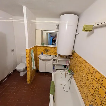 Prostorna V Podkrkonosi Idealni Pro Vetsi Skupiny A Aktivni Dovolenou Po Cely Rok Chalet *