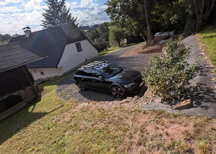 Prostorna V Podkrkonosi Idealni Pro Vetsi Skupiny A Aktivni Dovolenou Po Cely Rok Chalet