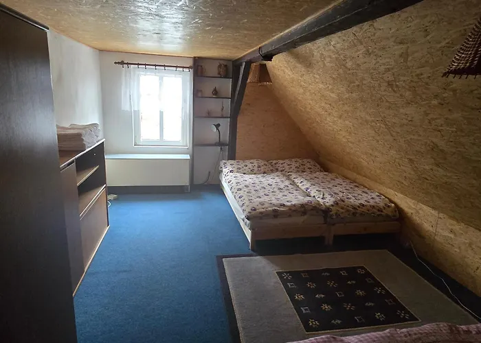 Prostorna V Podkrkonosi Idealni Pro Vetsi Skupiny A Aktivni Dovolenou Po Cely Rok *